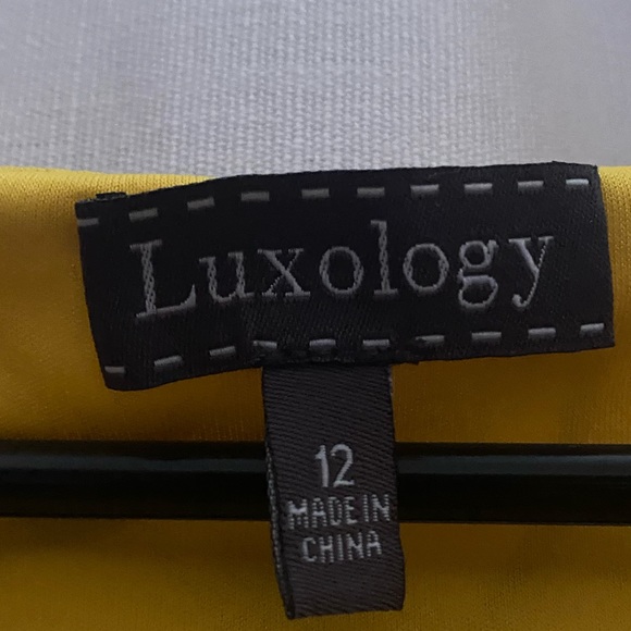 🎀 2 for $20sale 🎀 Gorgeous hi-low wrap style dress - Picture 7 of 8